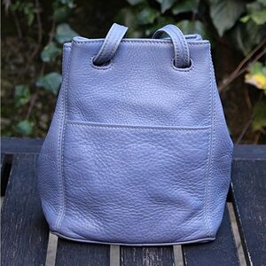 RARE COLOUR Coach Sonoma Bucket Bag 4923, Pebbled Periwinkle 90s Glove tanned